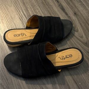Earth Suede Slide Sandals - Size 5